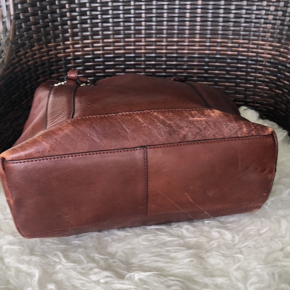Wilson Leather | Brownish Red Leather Medium Large Tote Bag - Picture 7 of 16